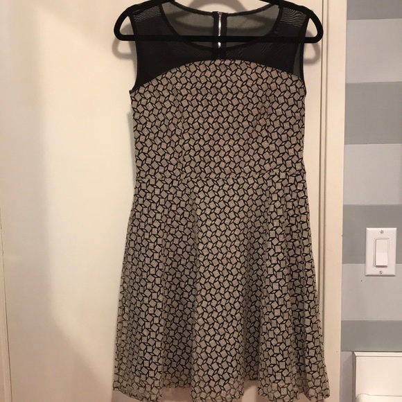 Dress - Picture 3 of 6